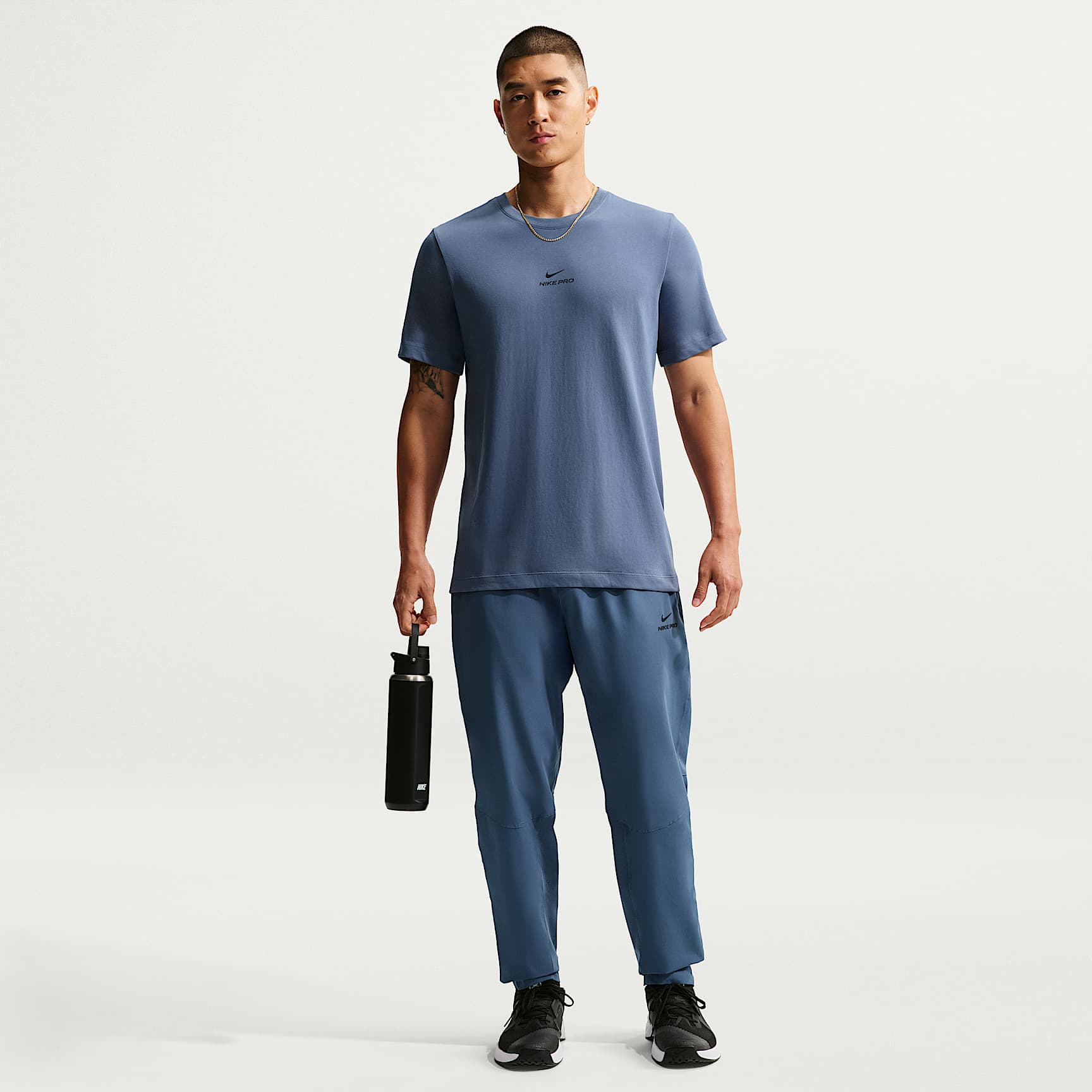 Nike Pro Training Men's Dri-FIT Trousers. Nike FI